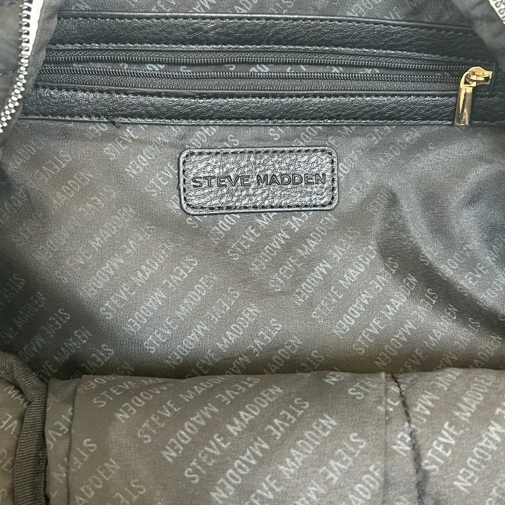 STEVE MADDEN QUILTED NYLON BACKPACK/PURSE